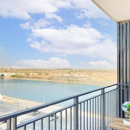 B1 Studio In Yas With Canal View Abu Dhabi Exteriör bild