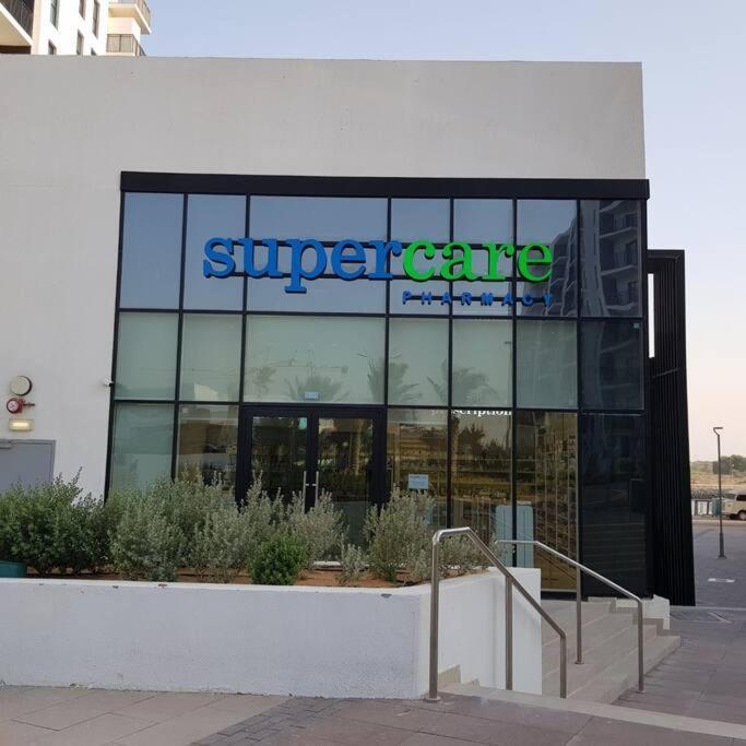 B1 Studio In Yas With Canal View Abu Dhabi Exteriör bild