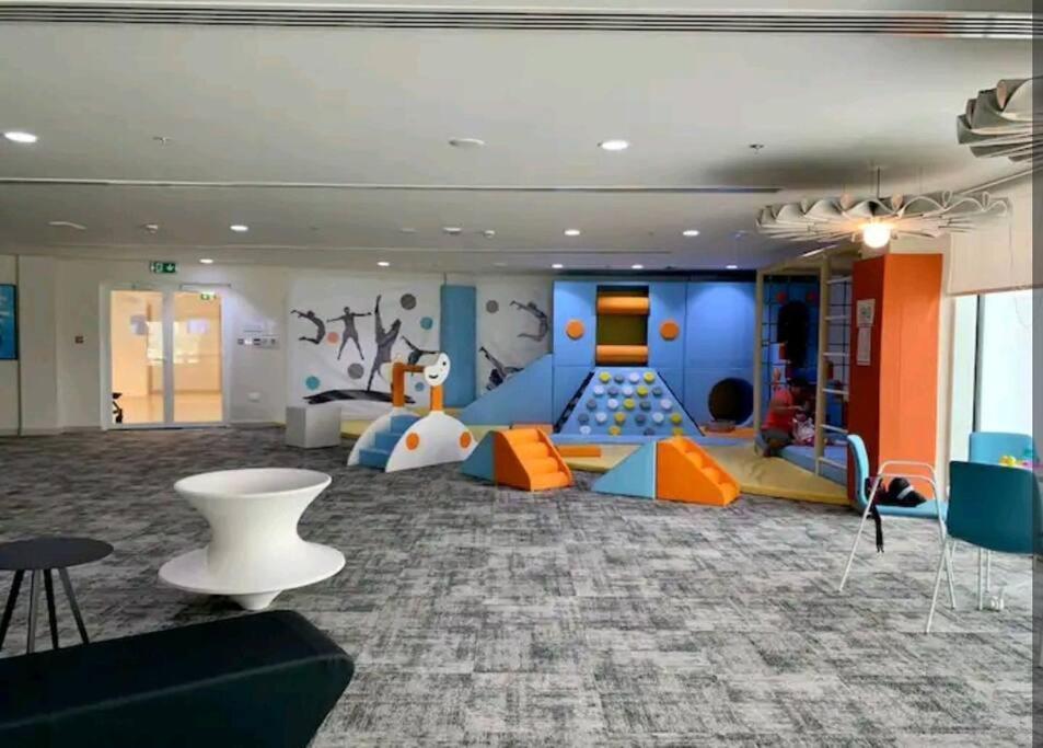 B1 Studio In Yas With Canal View Abu Dhabi Exteriör bild